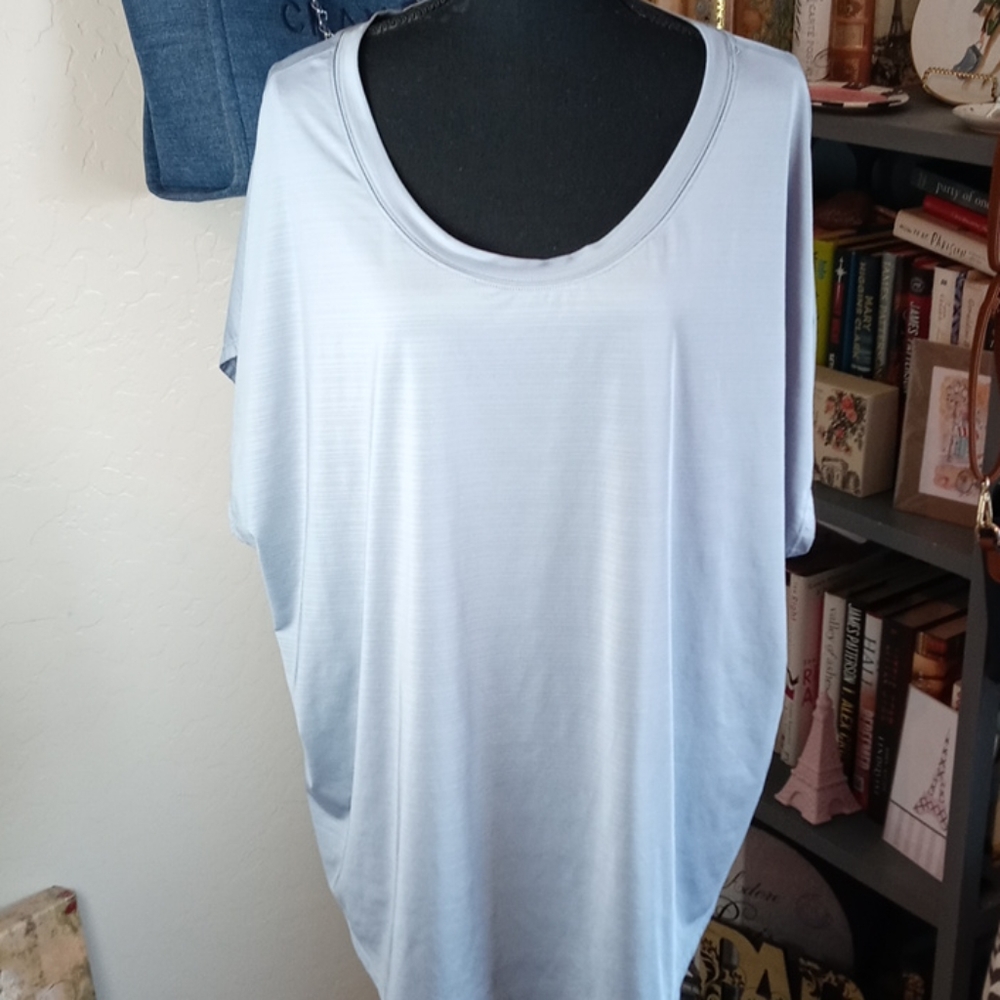 Fabletics Performance Tee Shirt - image 1